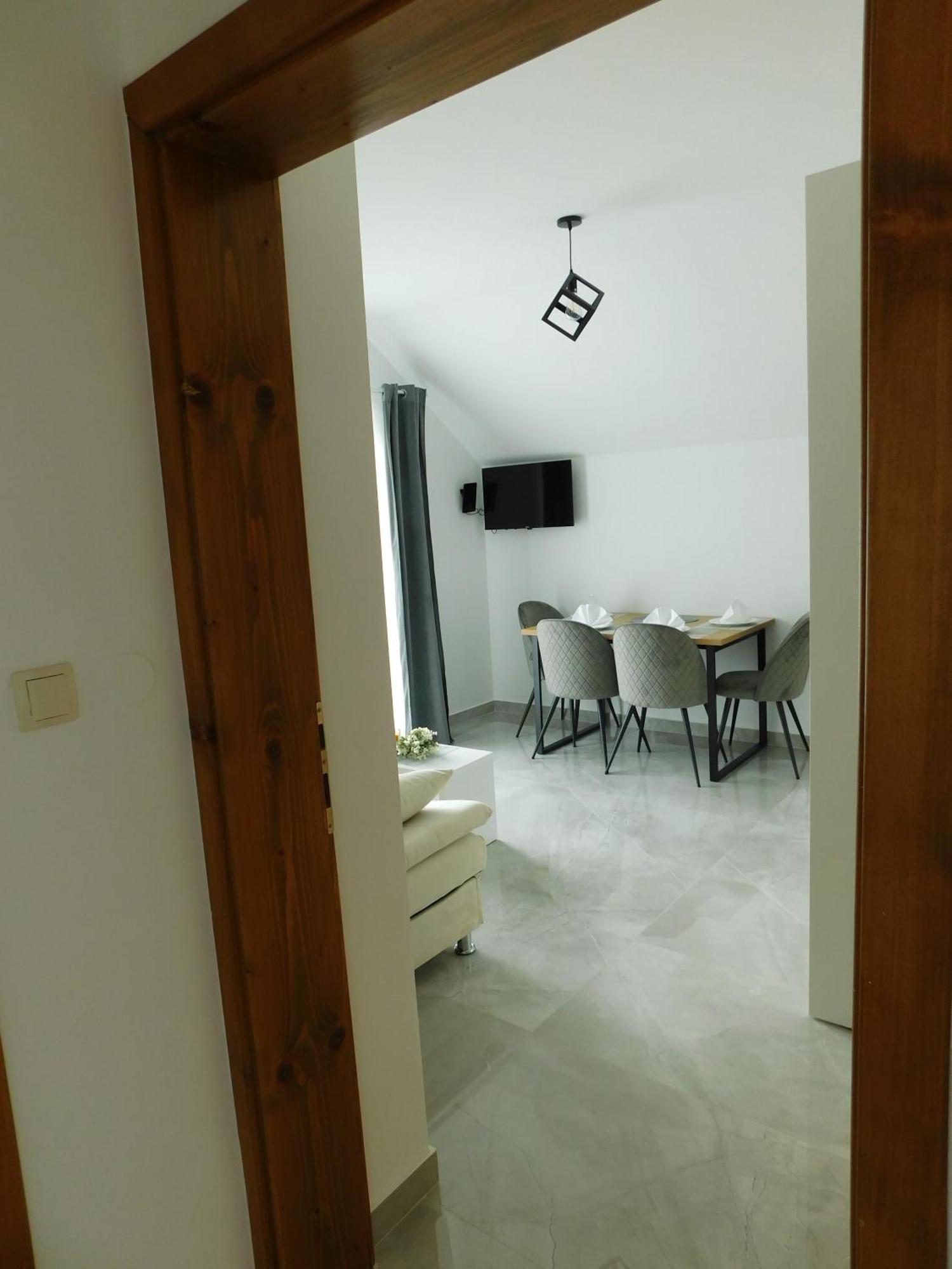 Apartman Nativis Otocac Bagian luar foto