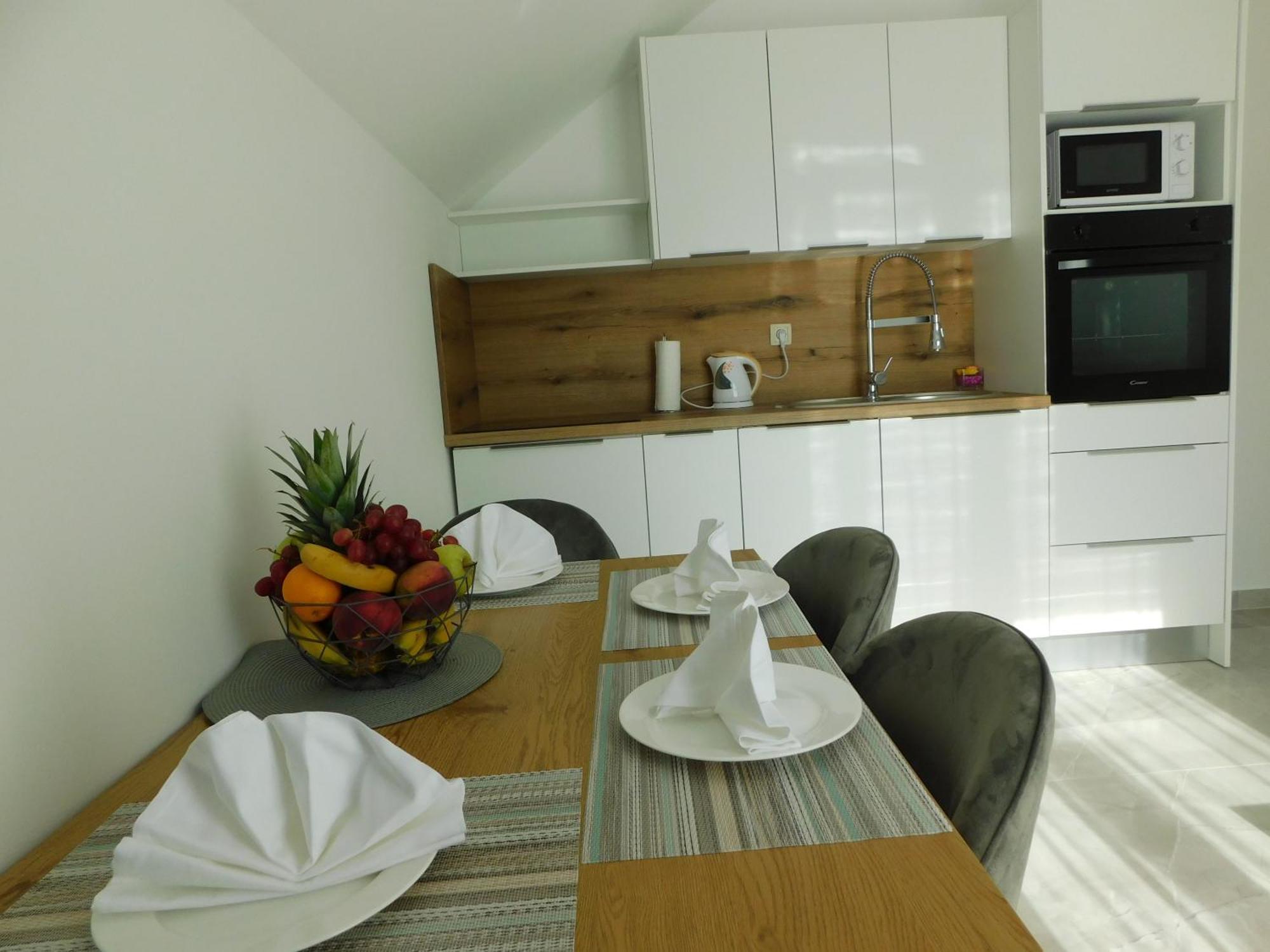 Apartman Nativis Otocac Bagian luar foto