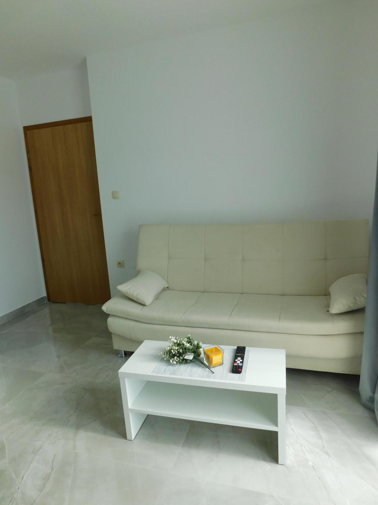 Apartman Nativis Otocac Bagian luar foto